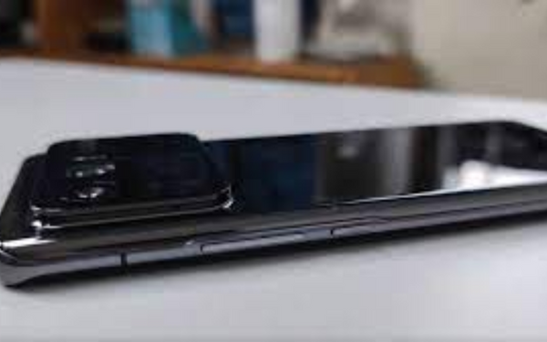 With some intriguing camera changes, the Xperia 1 V may have just emerged from the shadows